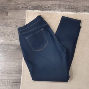 Dark wash skinny jeans